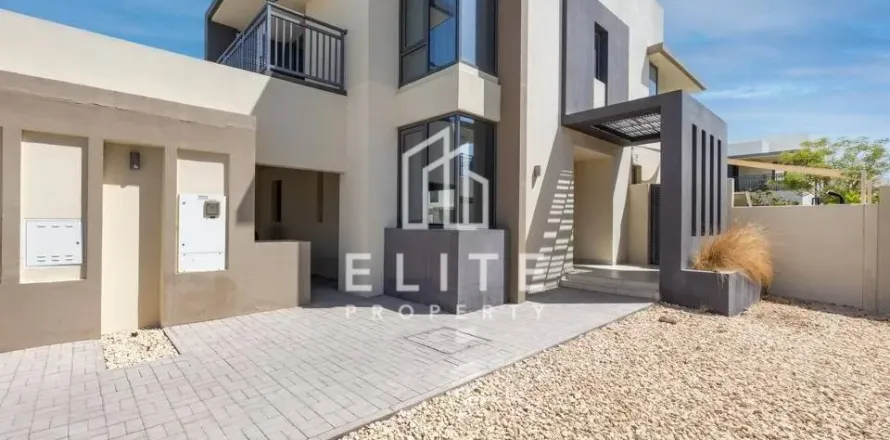 Villa à Maple at Dubai Hills Estate, Dubai Hills Estate, Dubai, 5 chambres, 303 m², № 121548
