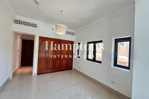 Apartment in Downtown Dubai (Downtown Burj Dubai), Dubai 2 bedrooms, 138.61127600 sq.m. № 110986 - photo 3