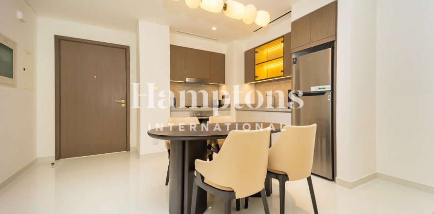 Apartment in Dubai Harbour, Dubai 1 bedroom, 71.9004 sq.m. № 110985