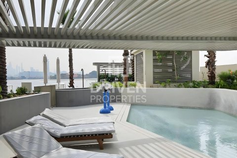 Apartment in Palm Jumeirah, Dubai 2 bedrooms, 126 sq.m. № 18763 - photo 12