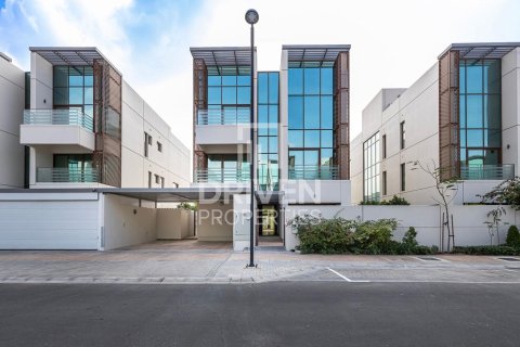Villa à Meydan, Dubai, 6 chambres, 512 m², № 18765 - photo 8