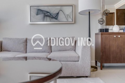 Снять в аренду квартиру в The Address Residence Fountain Views, Даунтаун Дубай (Даунтаун Бурдж Дубай), Дубай: 1 спальня, 78м², № 38167 - фото 4