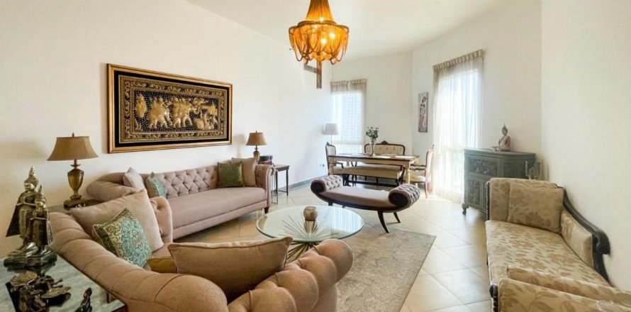 Apartment in Dubai 2 bedrooms, 120.8 sq.m. № 120721