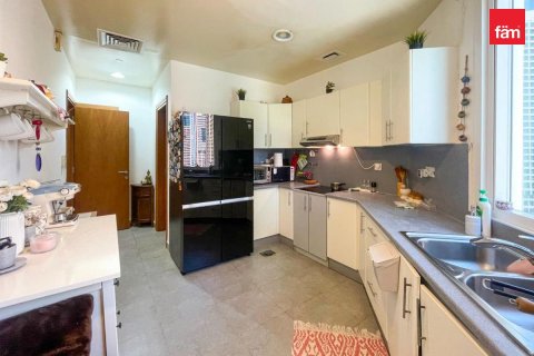 Apartment in Dubai 2 bedrooms, 120.8 sq.m. № 120721 - photo 6