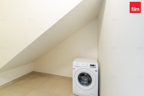 Townhouse in Dubai 4 bedrooms, 144 sq.m. № 120720 - photo 10