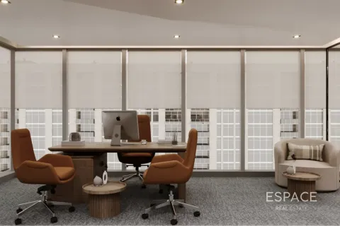 Office in Jumeirah Lake Towers, Dubai 116 sq.m. № 71252 - photo 2