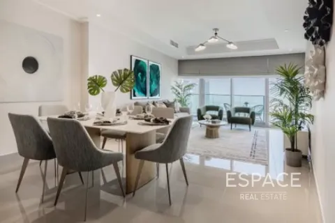 Apartment in Downtown Dubai (Downtown Burj Dubai), Dubai 3 bedrooms, 190 sq.m. № 71253 - photo 2