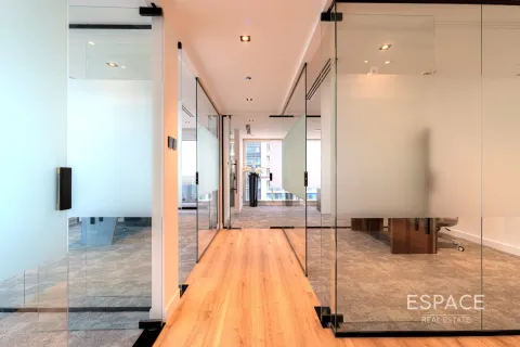 Снять в аренду офис в Джумейра Лейк Тауэрс, Дубай: 248м², № 71251 - фото 11