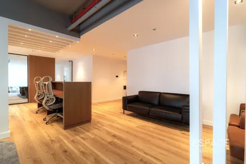 Снять в аренду офис в Джумейра Лейк Тауэрс, Дубай: 248м², № 71251 - фото 2