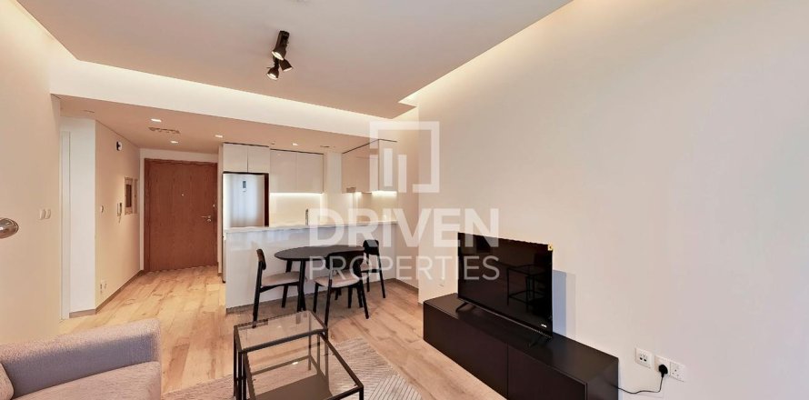 Квартира в Бизнес-Бэе, Дубай, 1 спальня, 73м², № 64985