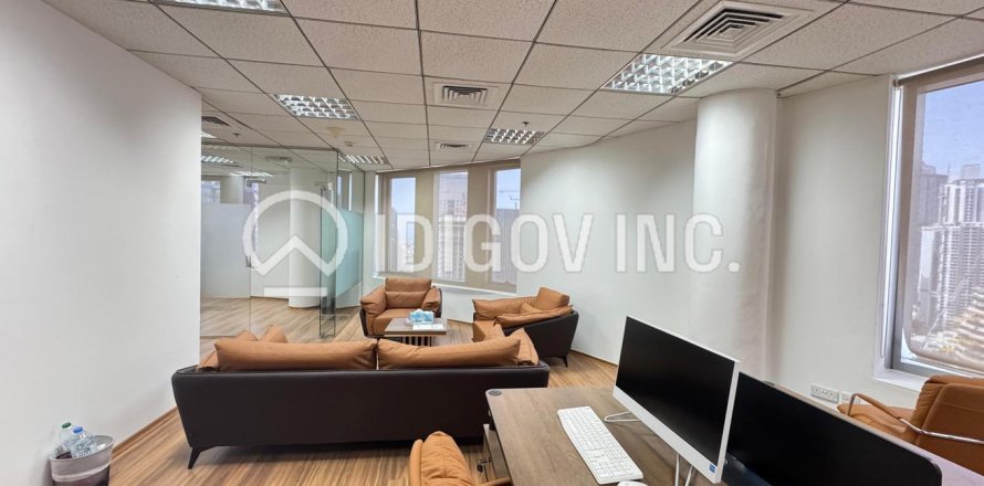 Oficina en Business Bay, Dubai, 70 m², № 55369