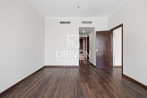 Apartment in The Residences, Downtown Dubai (Downtown Burj Dubai), Dubai 3 bedrooms, 193.42 sq.m. № 129784 - photo 6
