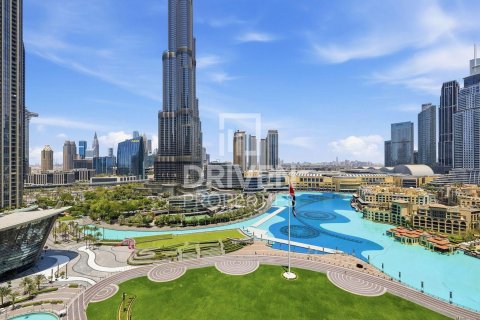 Apartment in The Residences, Downtown Dubai (Downtown Burj Dubai), Dubai 3 bedrooms, 193.42 sq.m. № 129784 - photo 22