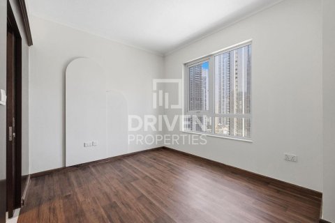 Apartment in The Residences, Downtown Dubai (Downtown Burj Dubai), Dubai 3 bedrooms, 193.42 sq.m. № 129784 - photo 11