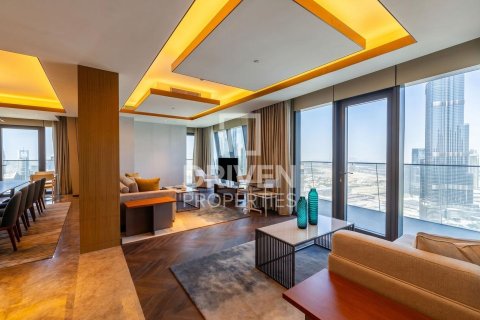 بانتهاوس في The Address Residences Dubai Opera, وسط مدينة دبي, دبي 4 غرف نوم, 647.26 م² رقم 129785