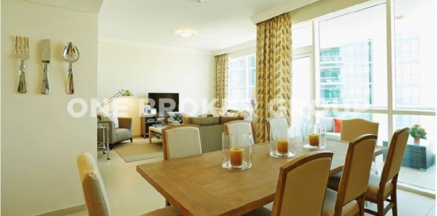 Apartment in Dubai 2 bedrooms, 152 sq.m. № 30434