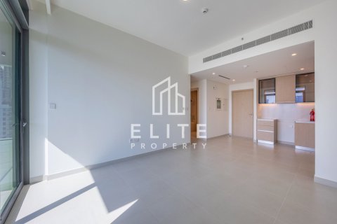 Apartamento en The Views, Dubai, 2 dormitorios, 107 m², № 124928 - foto 7