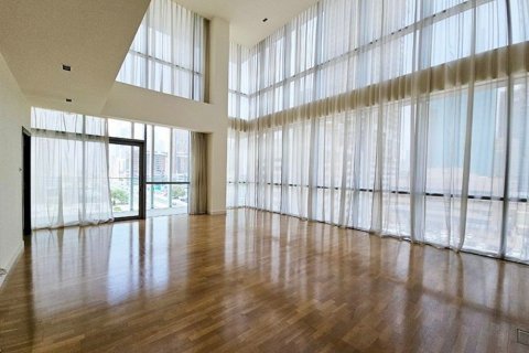 Apartment in City Walk, Dubai 4 bedrooms, 324 sq.m. № 70912 - photo 1