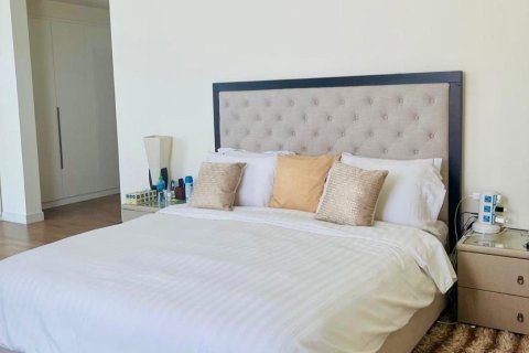 Apartment in City Walk, Dubai 4 bedrooms, 324 sq.m. № 70912 - photo 12