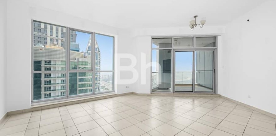 Квартира в Дубай Марине, Дубай, 3 спальни, 160м², № 57483