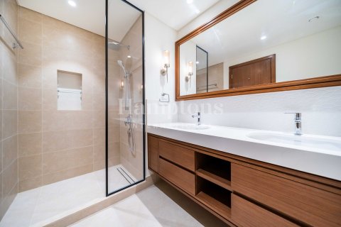 Apartamento en Dubai Harbour, Dubai, 2 dormitorios, 124.22989160 m², № 70053 - foto 17