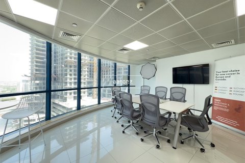 Office in Jumeirah Lake Towers, Dubai 101.4 sq.m. № 53821 - photo 4