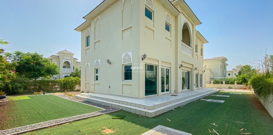 Villa in Al Furjan, Dubai 4 bedrooms, 600 sq.m. № 53820