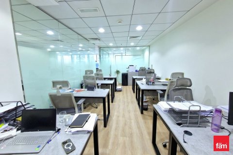 Oficina en Dubai, 111.4 m², № 100110 - foto 11
