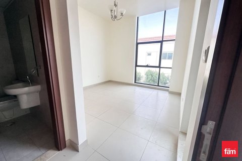 Снять в аренду таунхаус в Meydan, Дубай: 4 спальни, 191.1м², № 100108 - фото 17