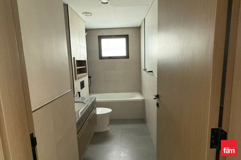 Снять в аренду таунхаус в Дубае: 5 спален, 219.6м², № 89604 - фото 19