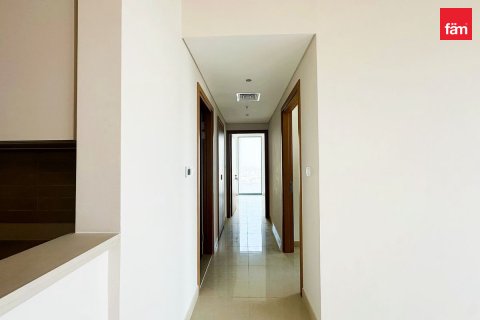 Купить квартиру в Дубае: 3 спальни, 160.3м², № 89606 - фото 7