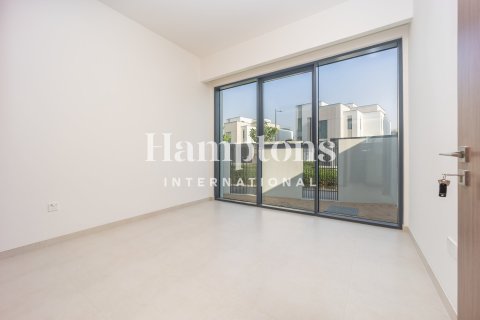 Снять в аренду виллу в Arabian Ranches 3, Дубай: 4 спальни, 417.59898500м², № 102402 - фото 12