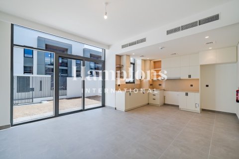 Снять в аренду таунхаус в Ruba, Arabian Ranches 3, Дубай: 3 спальни, 144.83949312м², № 102406 - фото 6