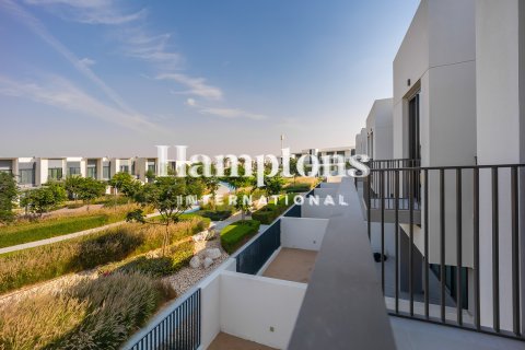 Townhouse in The Valley, Dubai 3 bedrooms, 173.99988676 sq.m. № 102405 - photo 6