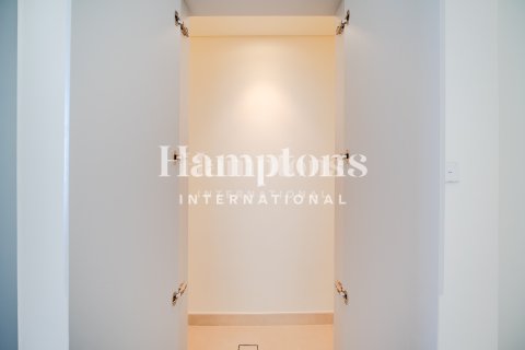 Townhouse in The Valley, Dubai 3 bedrooms, 173.99988676 sq.m. № 102405 - photo 22