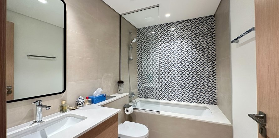 Appartement à Mina Rashid, Dubai, 2 chambres, 123.3 m², № 102404