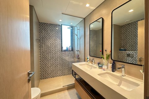 Appartement à Mina Rashid, Dubai, 2 chambres, 123.29993257 m², № 102404 - photo 18