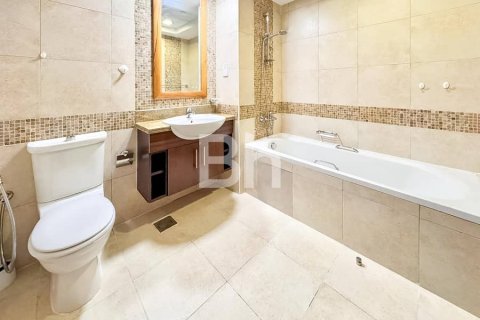 Apartment in The Views, Dubai 1 bedroom, 68 sq.m. № 56585 - photo 19