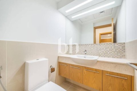 Купить квартиру в Даунтаун Дубай (Даунтаун Бурдж Дубай), Дубай: 1 спальня, 81м², № 56576 - фото 7