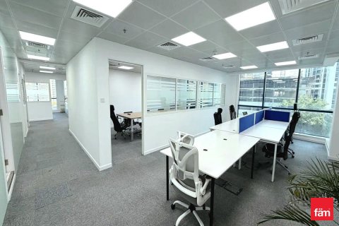 Office in Dubai 218.7 sq.m. № 111730