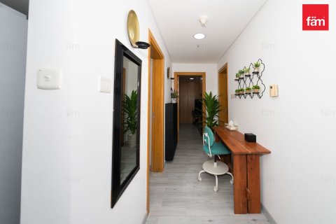 Apartment in Business Bay, Dubai 2 bedrooms, 102 sq.m. № 111734 - photo 16