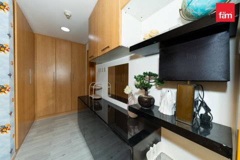 Apartment in Business Bay, Dubai 2 bedrooms, 102 sq.m. № 111734 - photo 18