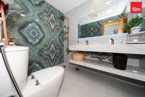 Apartment in Business Bay, Dubai 2 bedrooms, 102 sq.m. № 111734 - photo 8