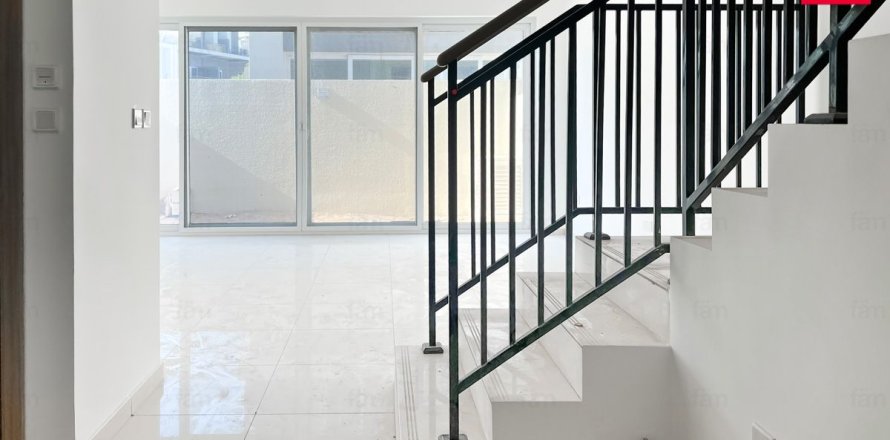 Maison de ville à Dubai, 3 chambres, 114.7 m², № 53184
