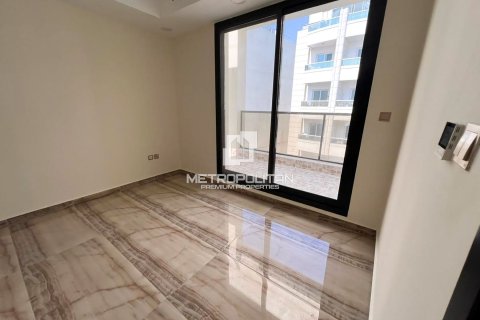 Townhouse in Jumeirah Village Circle, Dubai 4 bedrooms, 310 sq.m. № 73694 - photo 13