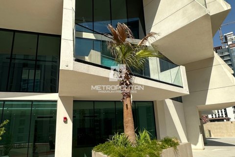 Apartment in Jumeirah Village Circle, Dubai 1 bedroom, 73 sq.m. № 73696 - photo 13