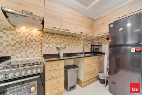 Купить квартиру в Dubai Sports City, Дубай: 2 спальни, 99.2м², № 90203 - фото 11