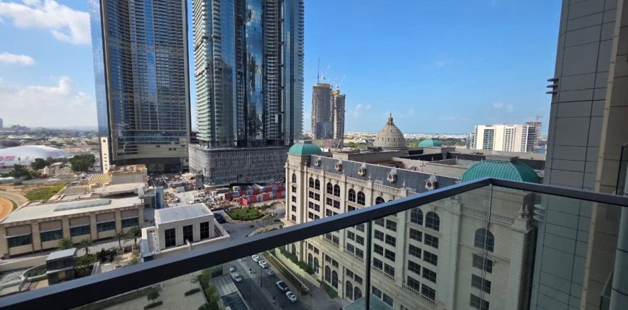 Квартира в Бизнес-Бэе, Дубай, 2 спальни, 127.8м², № 90202