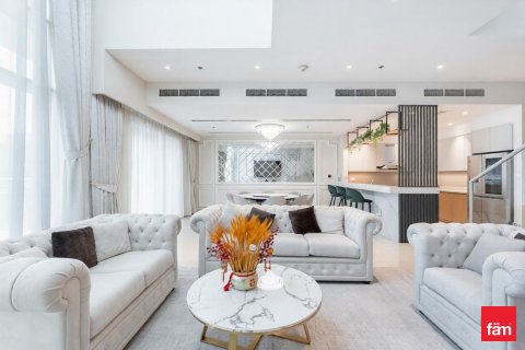 Appartement à Dubai, 4 chambres, 325.2 m², № 100076 - photo 2