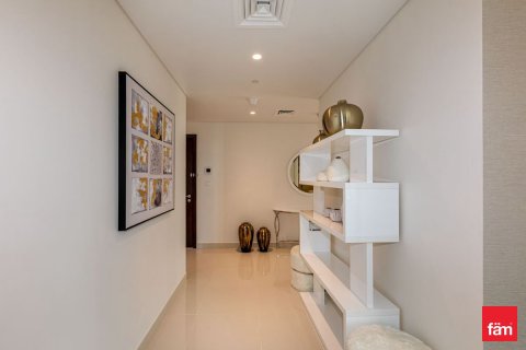 Apartment in Downtown Dubai (Downtown Burj Dubai), Dubai 1 bedroom, 107.7 sq.m. № 100077 - photo 24